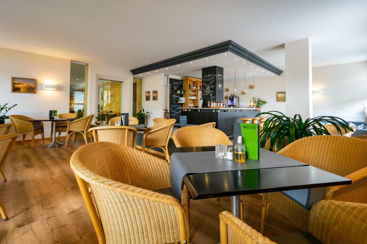 Hotel Wald Und See ゼーバート・ヘリングスドルフ エクステリア 写真
